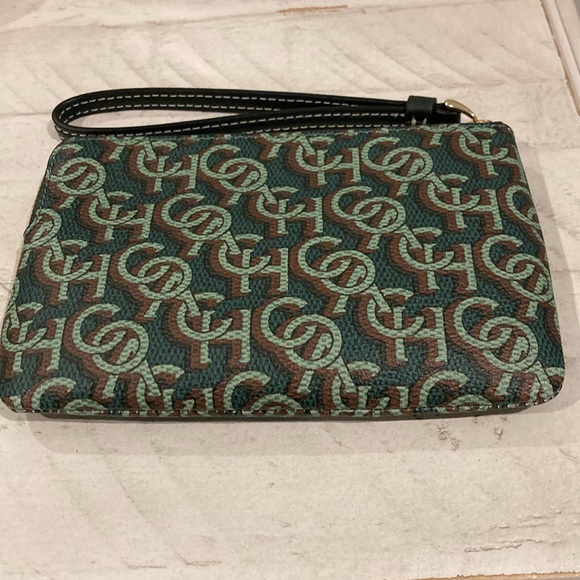 Coach wristlet - Picture 4 of 7
